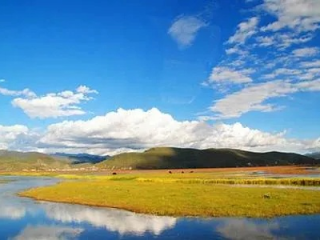 香格里拉天气预报，高原秘境里的阴晴与冷暖