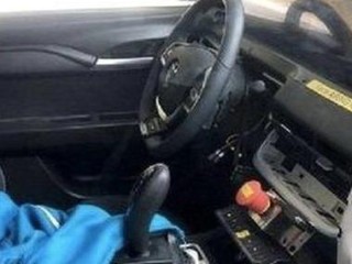奔驰宝马游戏下载中心版V94.90.286.41安卓系统版本-好用