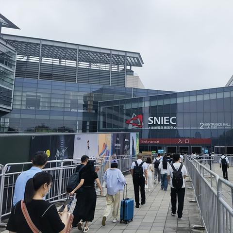 上海天气预报30天查询,掌握未来一个月的晴雨表,让生活与工作从容规划 上海天气预报30天查询,掌握未来一个月的晴雨表,让生活与工作从容规划
